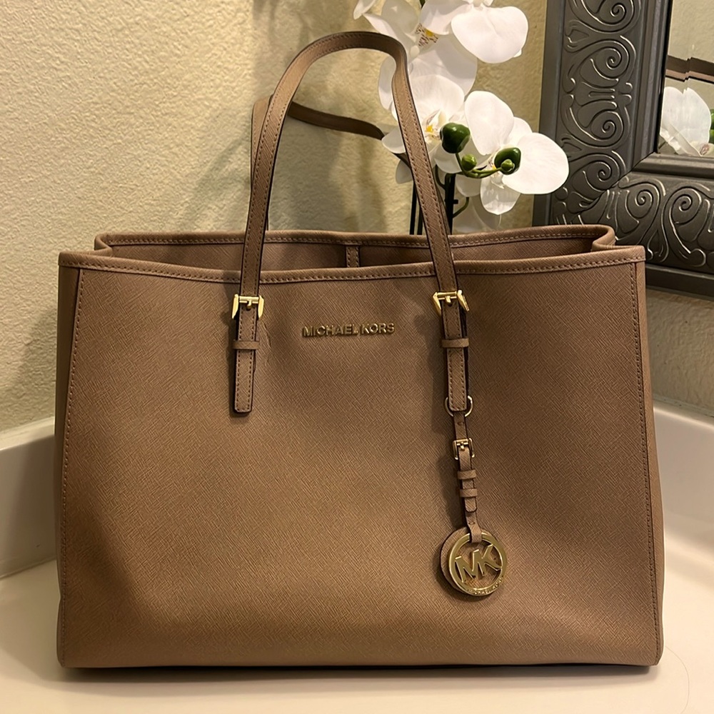 Michael Kors beige Tote